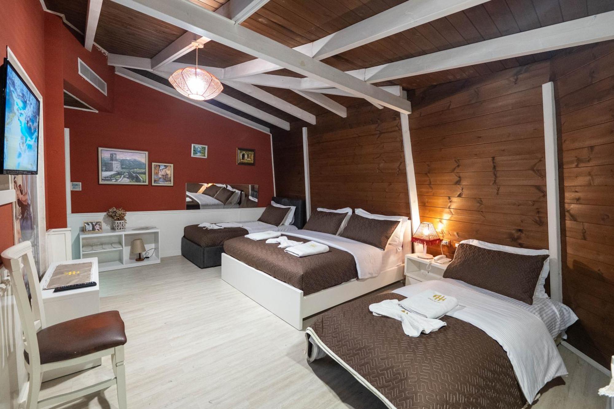 Hotel Aria Tirana Bagian luar foto