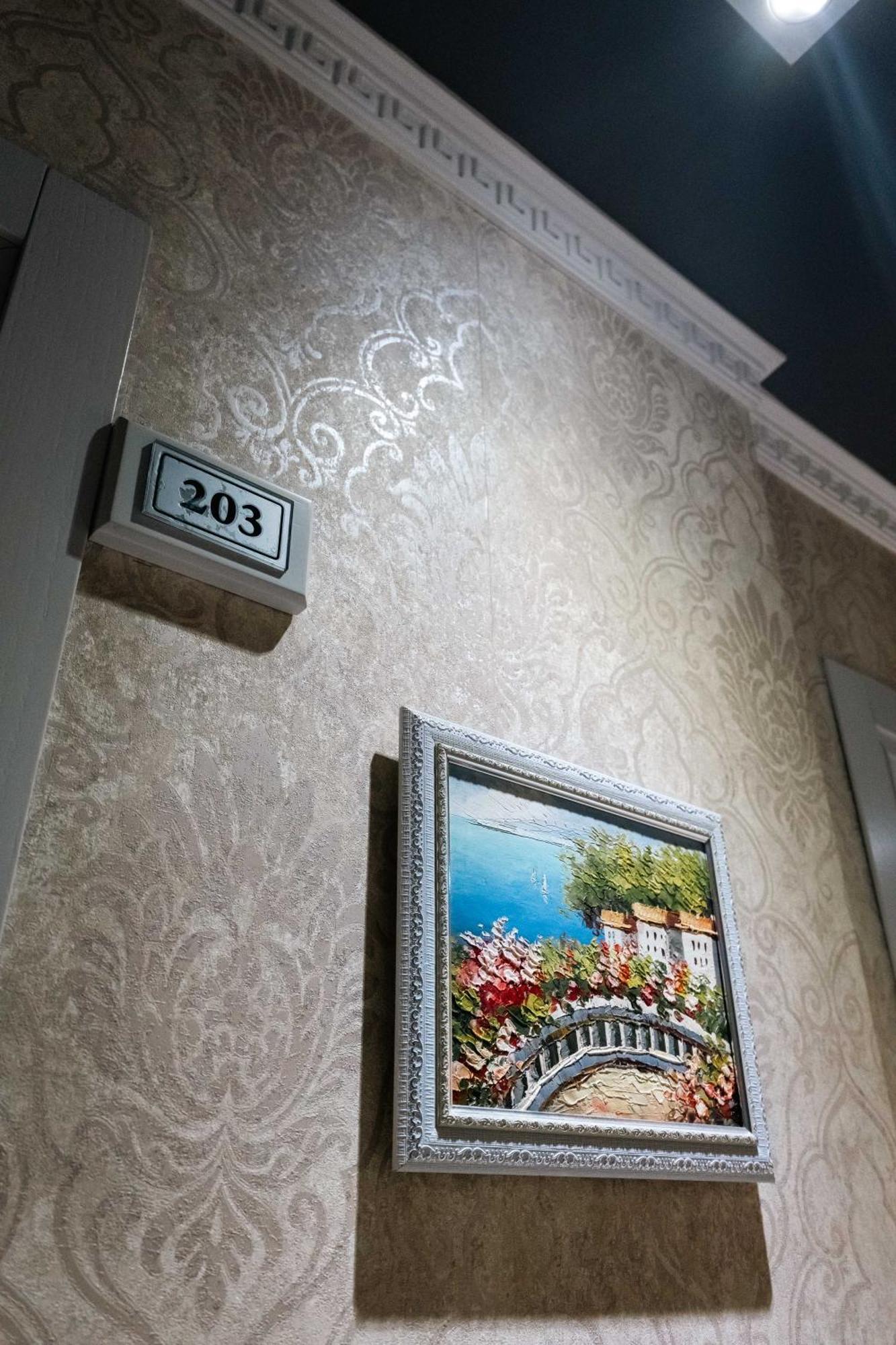 Hotel Aria Tirana Bagian luar foto