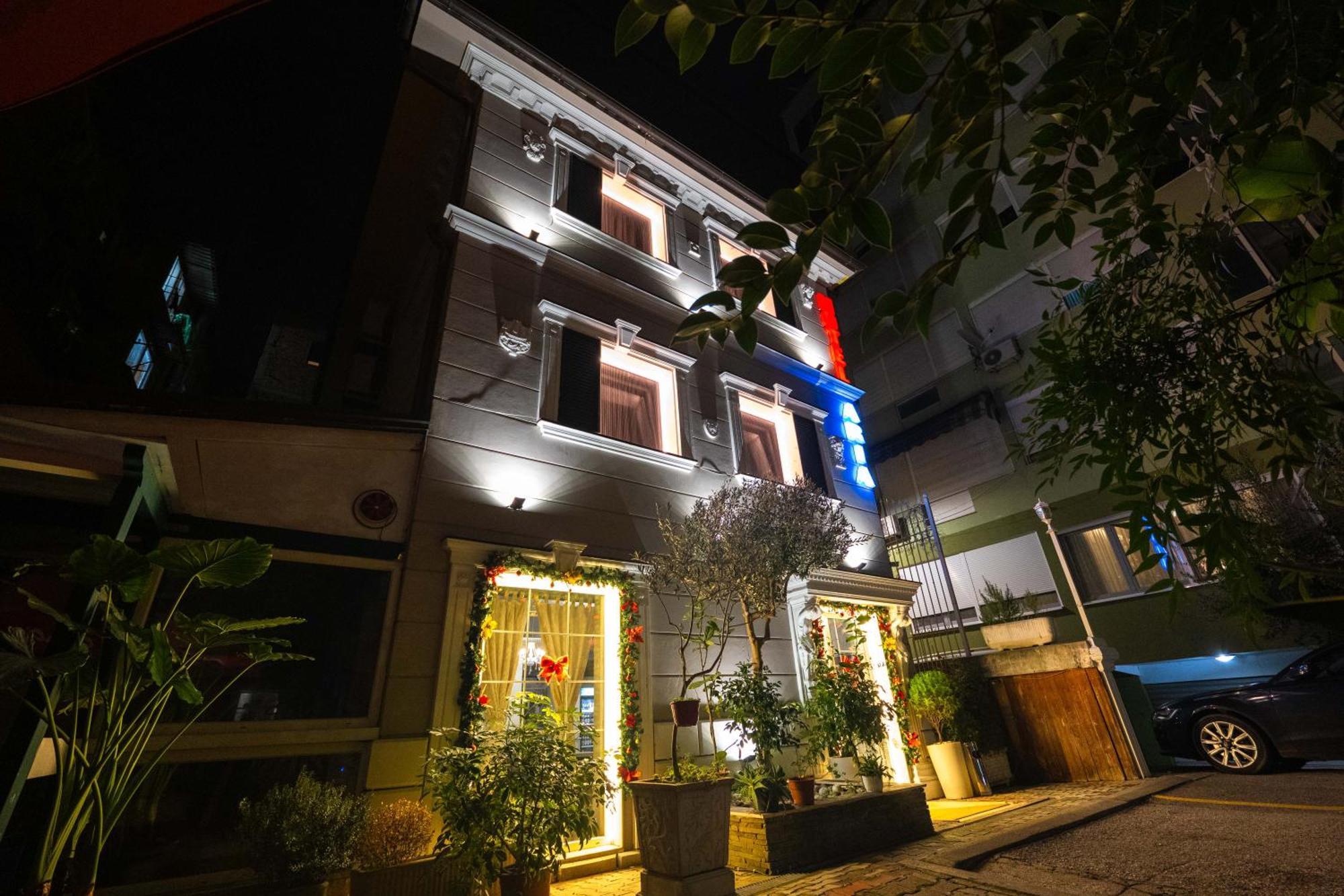 Hotel Aria Tirana Bagian luar foto