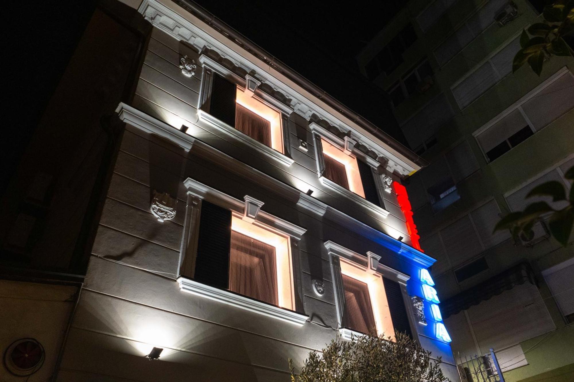 Hotel Aria Tirana Bagian luar foto