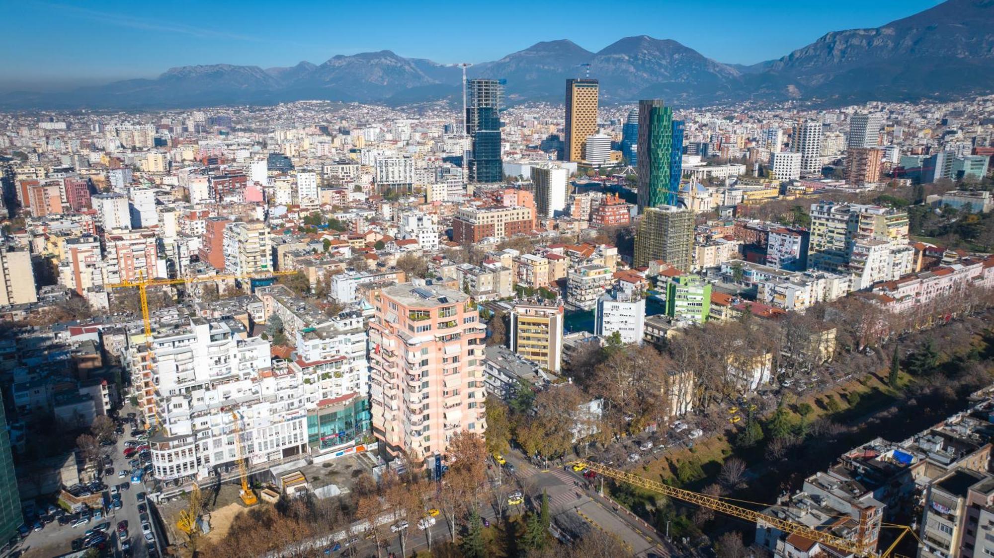 Hotel Aria Tirana Bagian luar foto